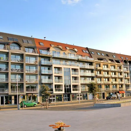 Queen Mary 503 With Terrace By Interhome Апартаменты *